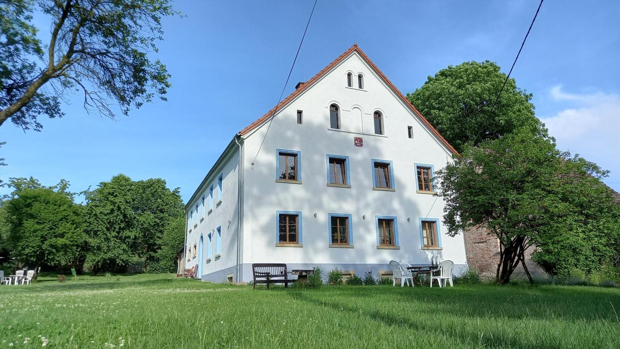 Biala Kalina Kaczawy Hotel Swierzawa ภายนอก รูปภาพ