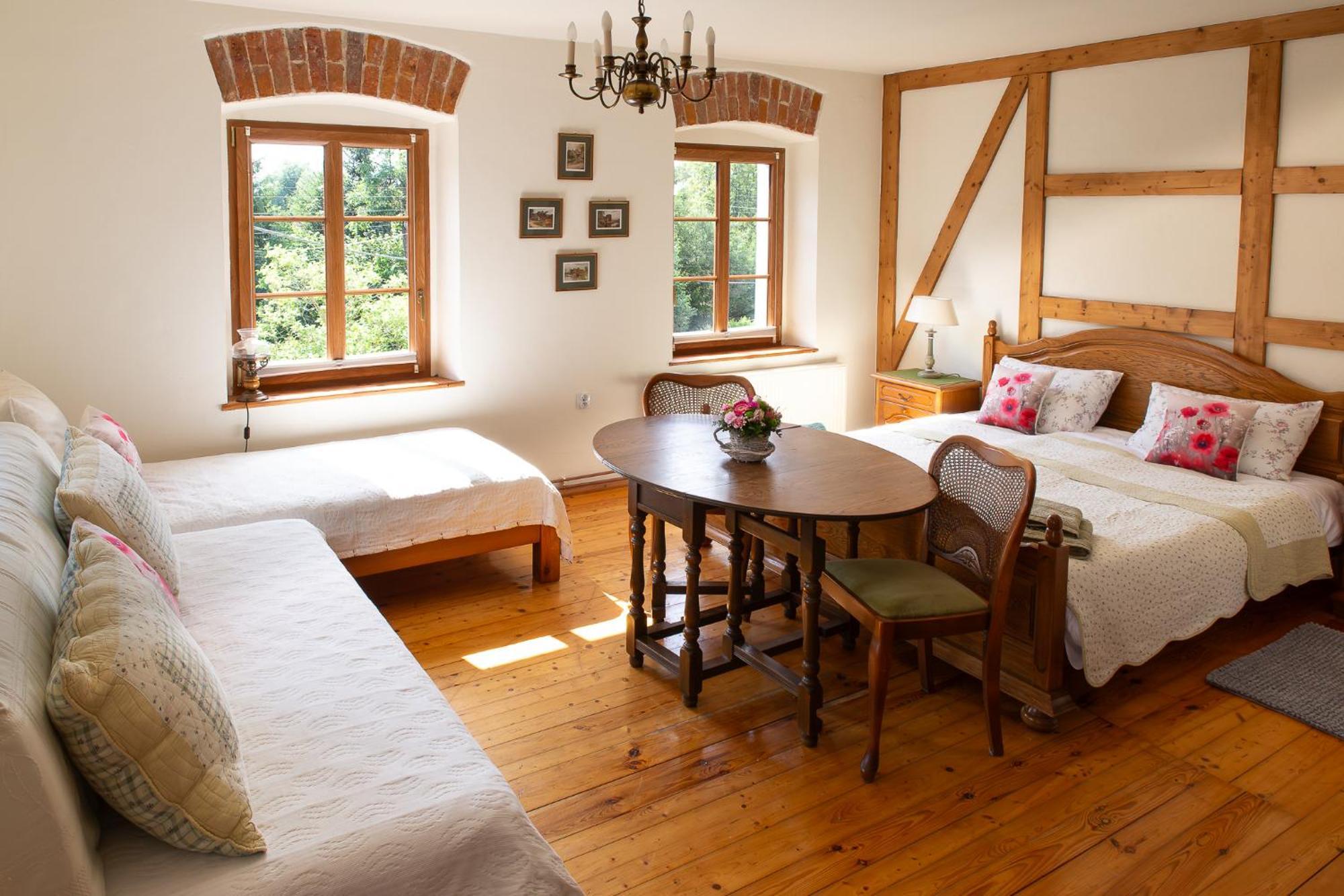 Biala Kalina Kaczawy Hotel Swierzawa ภายนอก รูปภาพ